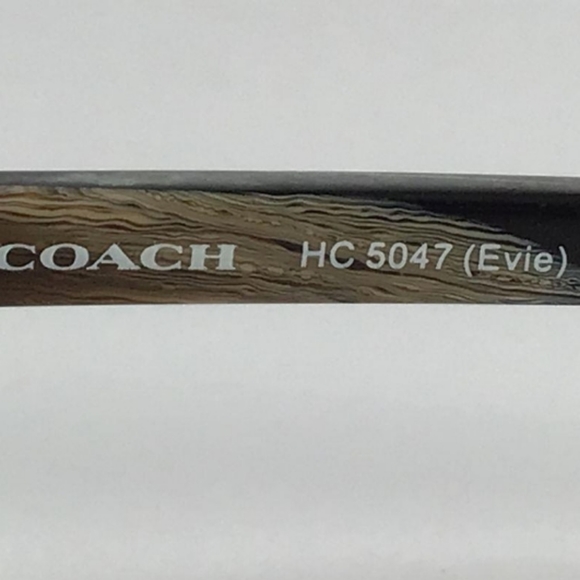 Coach eyeglasses and sunglasses eyewear - Picture 10 of 10